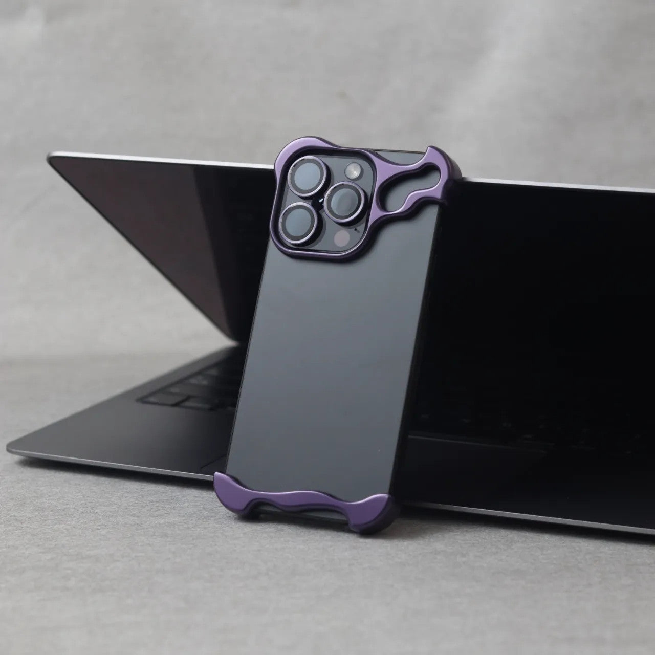 Zinc Alloy Suitable For 15 pro max Phone Cases